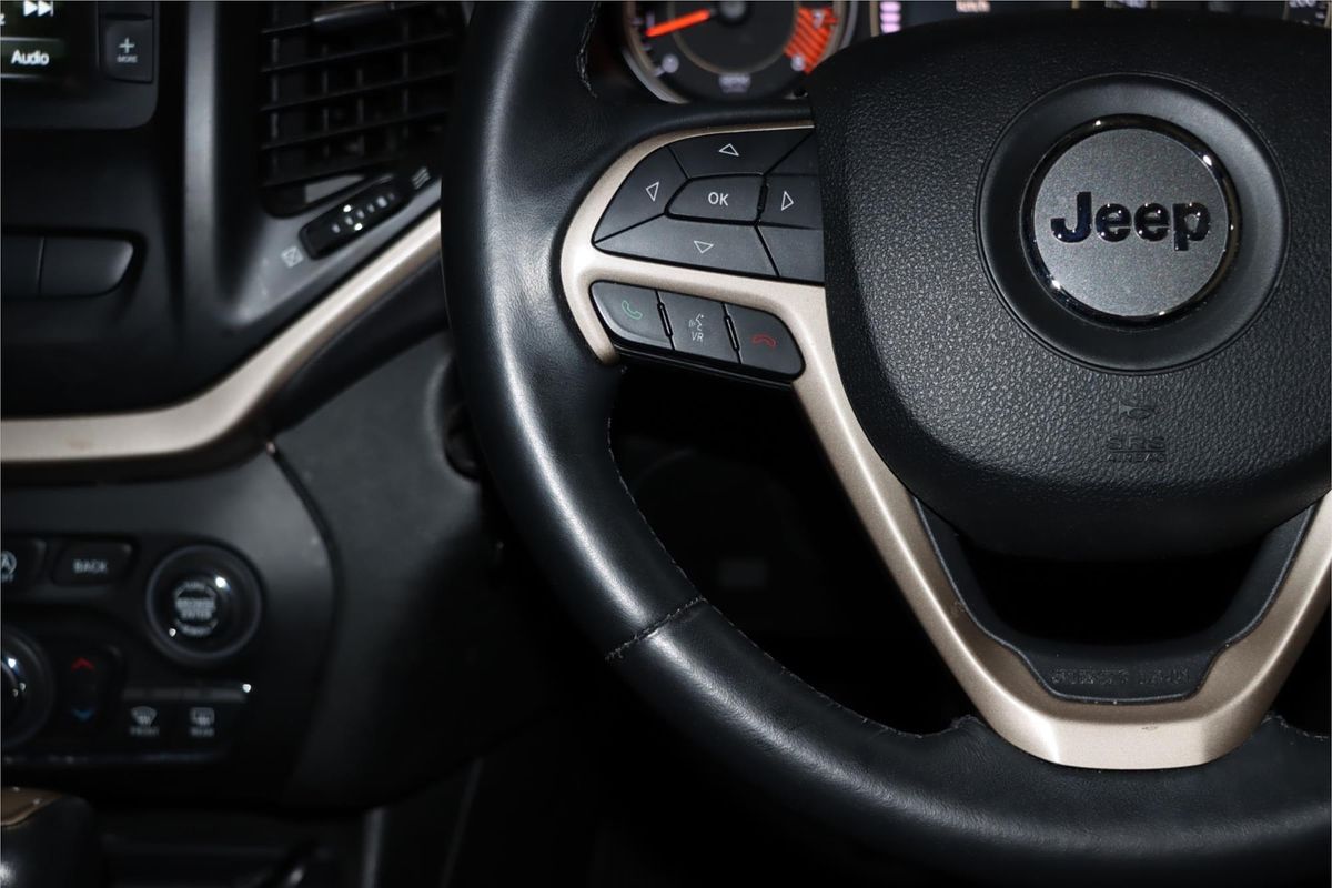 2016 Jeep Cherokee Longitude KL