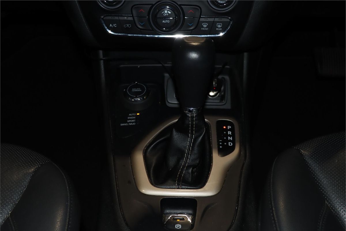 2016 Jeep Cherokee Longitude KL