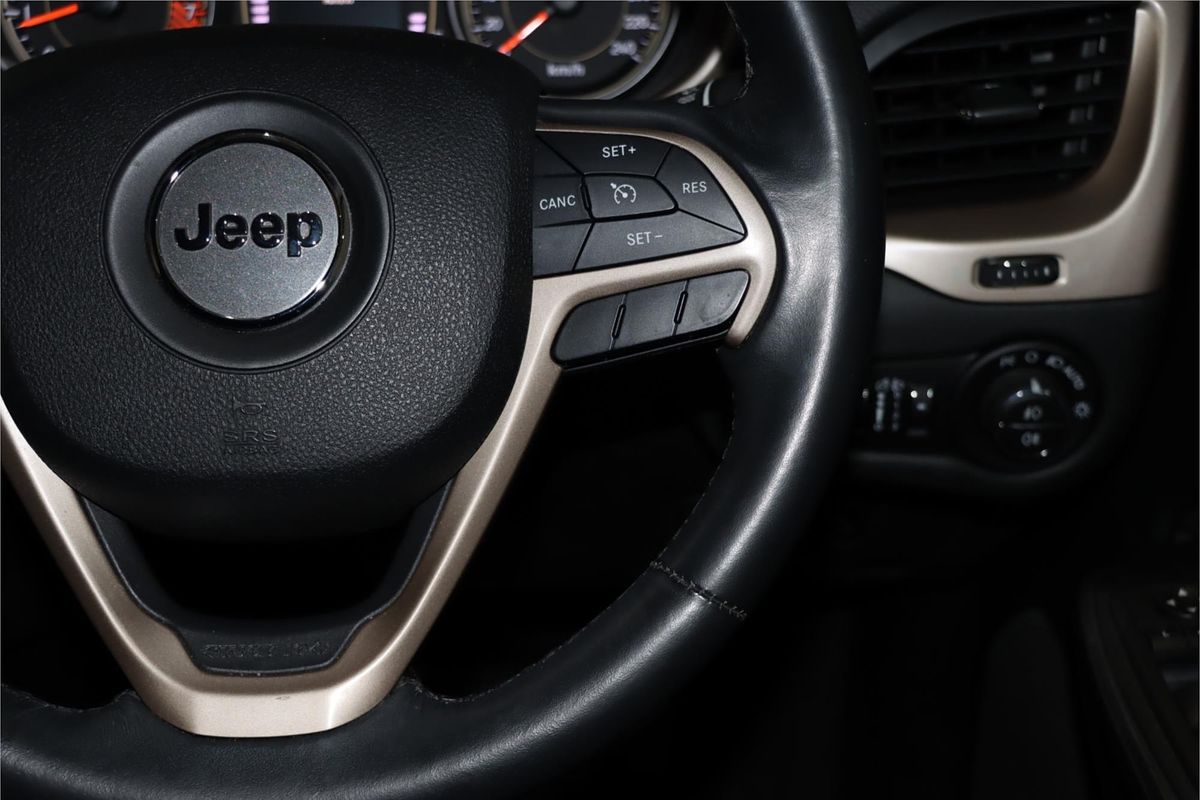 2016 Jeep Cherokee Longitude KL