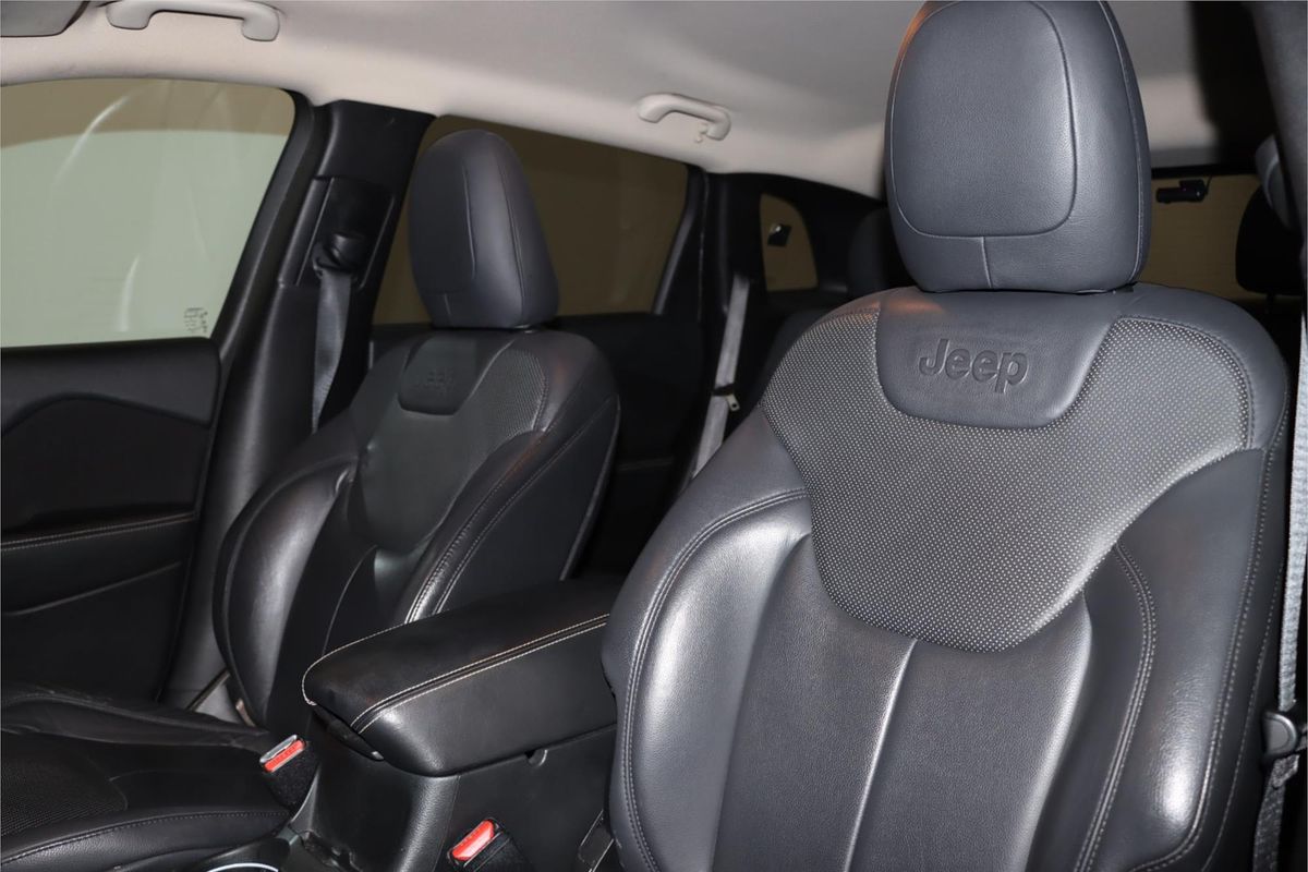 2016 Jeep Cherokee Longitude KL