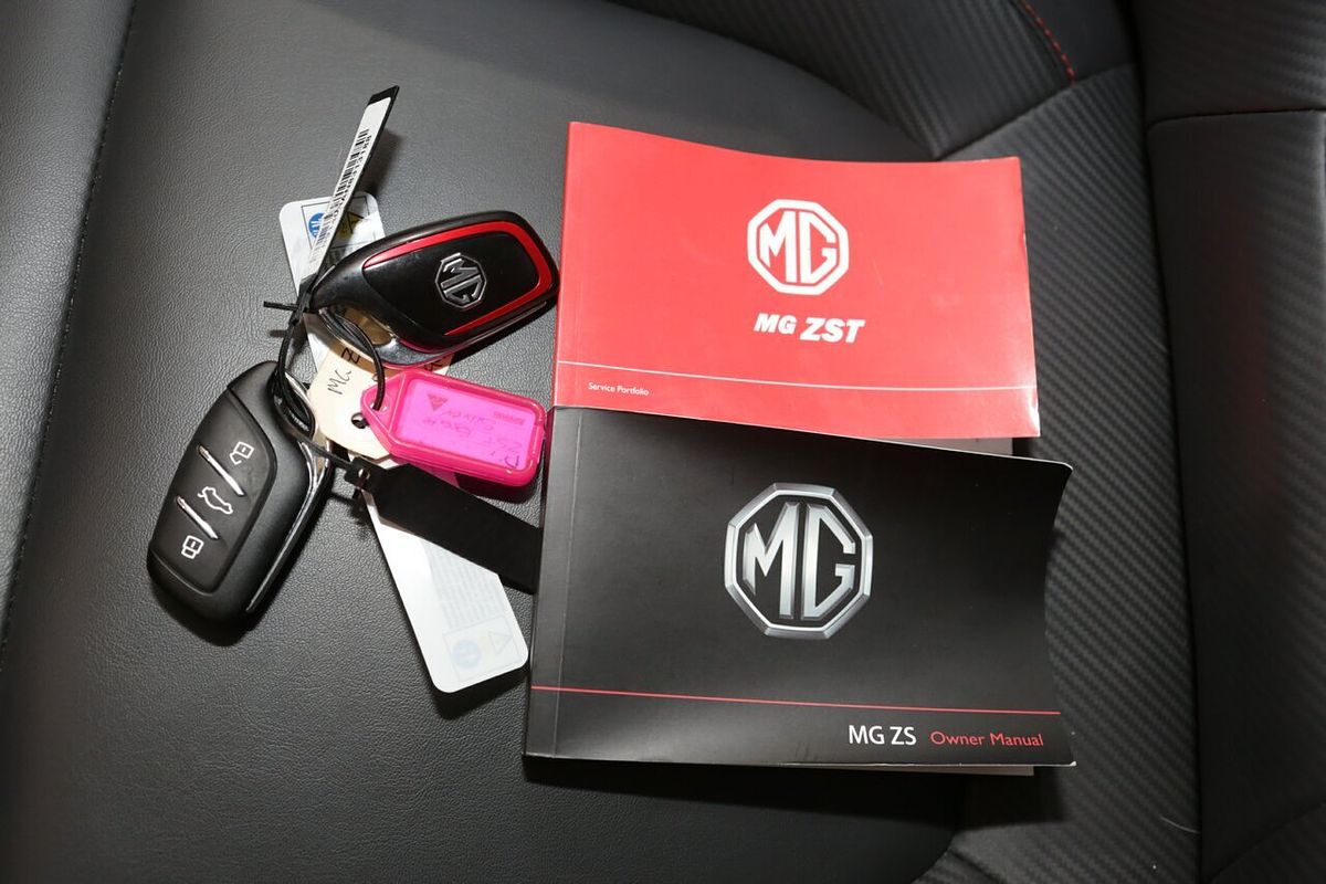 2023 MG ZST Excite