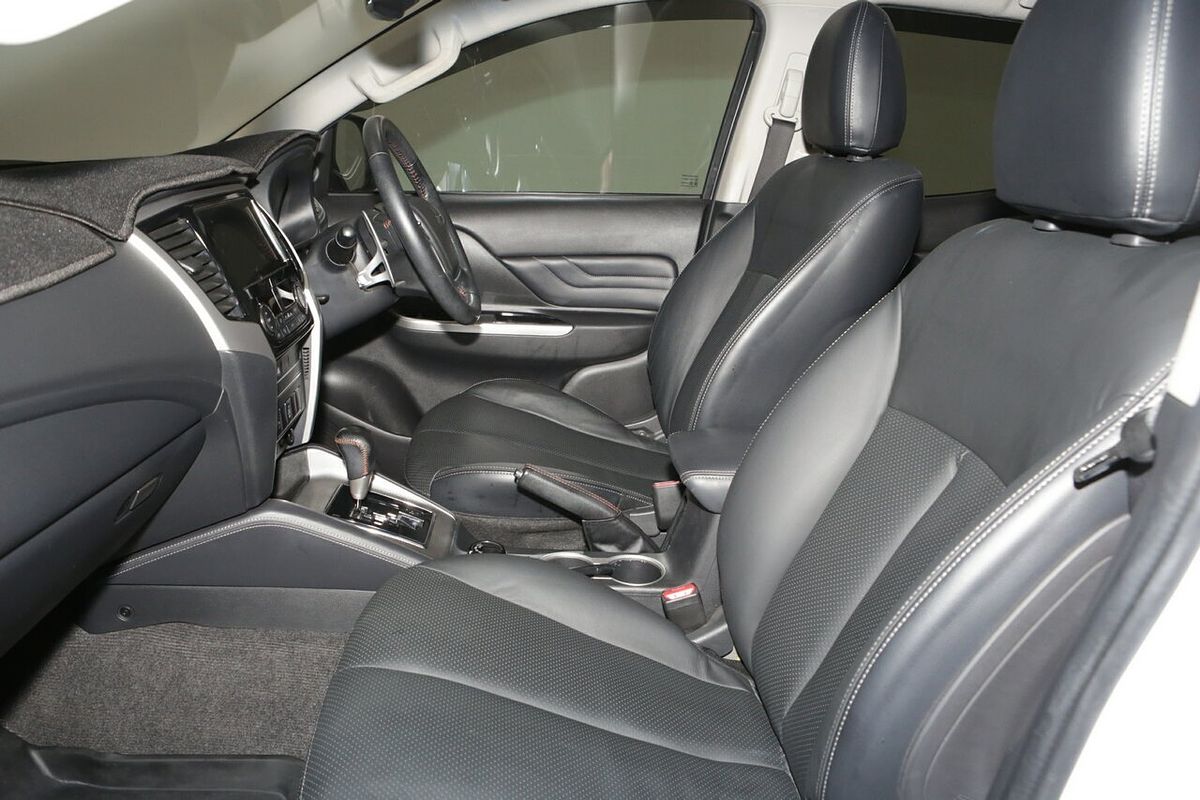 2020 Mitsubishi Triton GSR MR 4X4