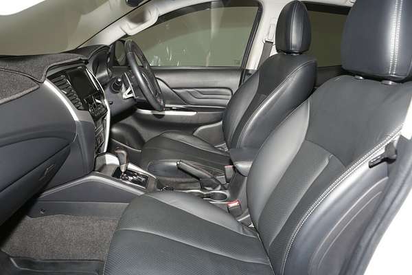 2020 Mitsubishi Triton GSR MR 4X4