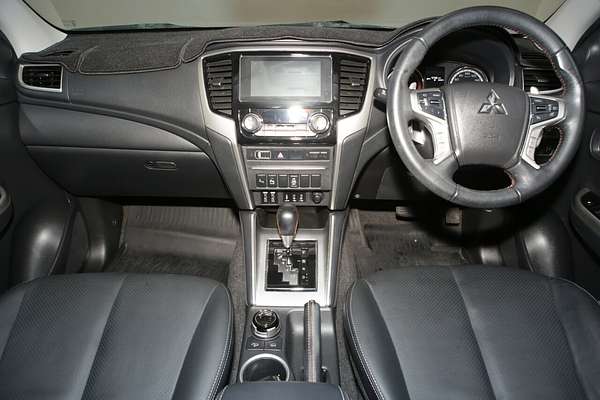 2020 Mitsubishi Triton GSR MR 4X4