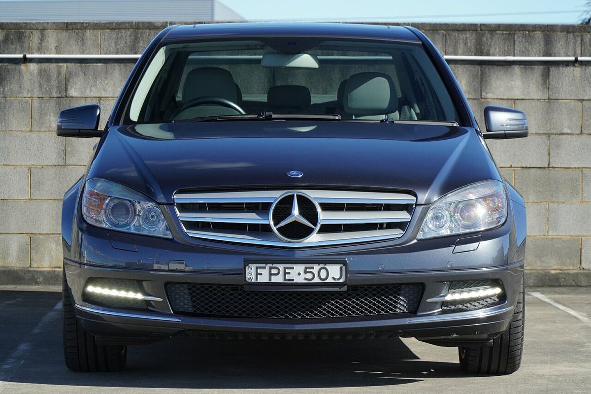 2011 Mercedes-Benz C-Class C250 BlueEFFICIENCY Avantgarde W204