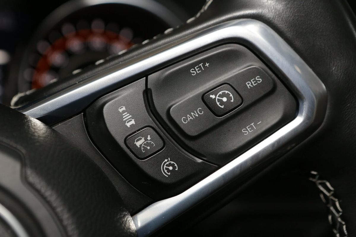 2023 Jeep Wrangler Unlimited Overland JL