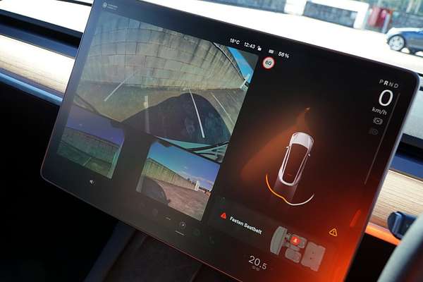 2024 Tesla Model Y Rear-Wheel Drive
