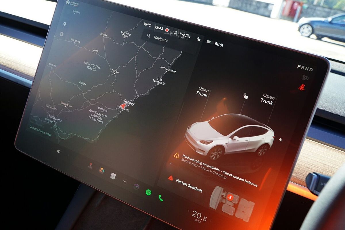 2024 Tesla Model Y Rear-Wheel Drive