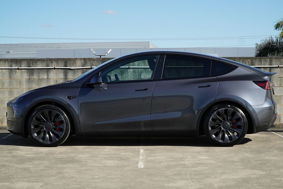 2023 Tesla Model Y Performance