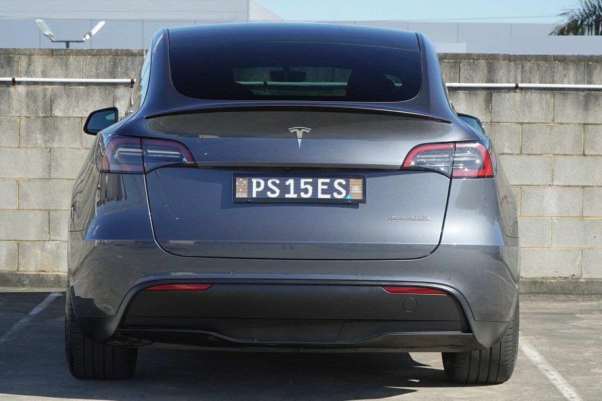 2023 Tesla Model Y Performance