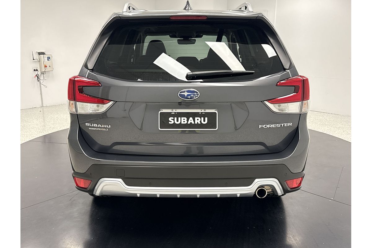 2022 Subaru Forester 2.5i-S S5