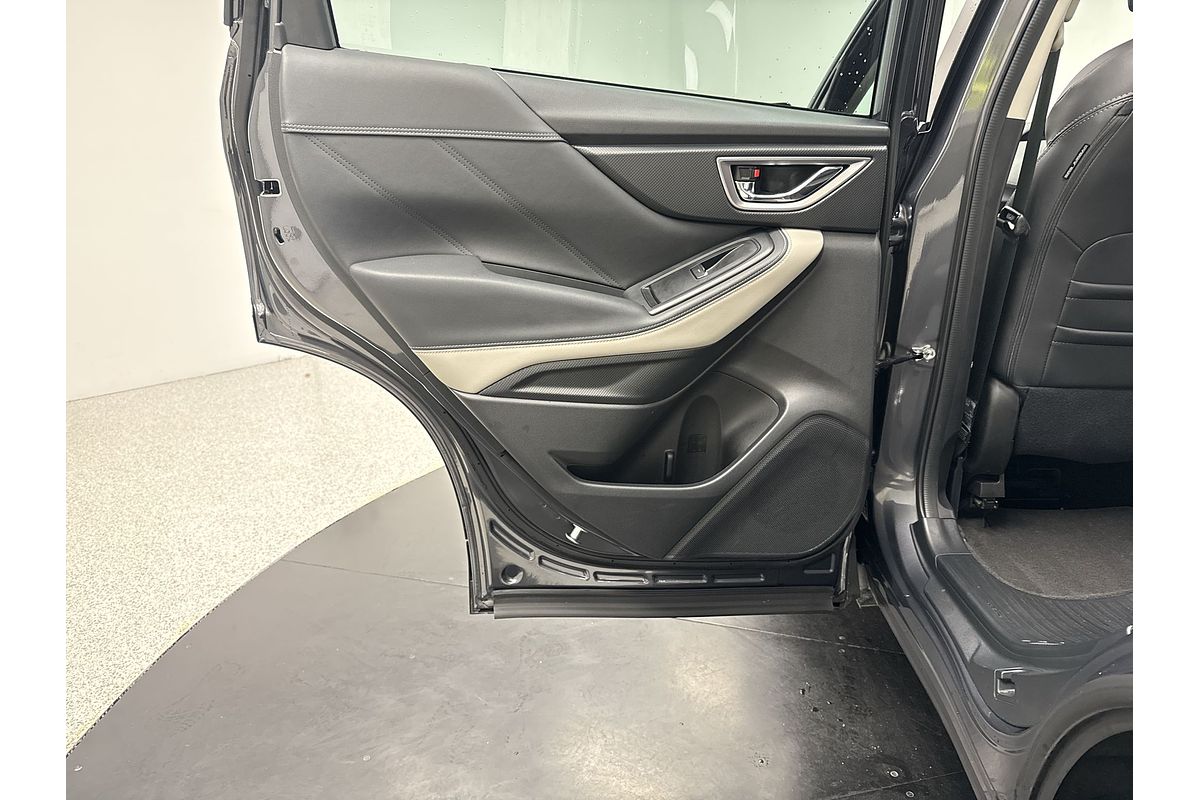 2022 Subaru Forester 2.5i-S S5