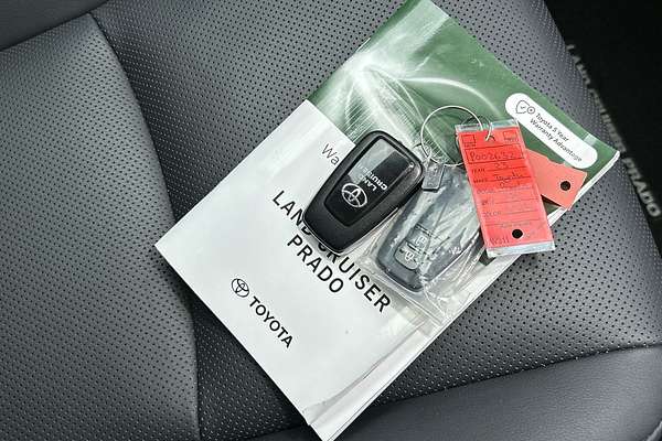 2023 Toyota Landcruiser Prado VX GDJ150R