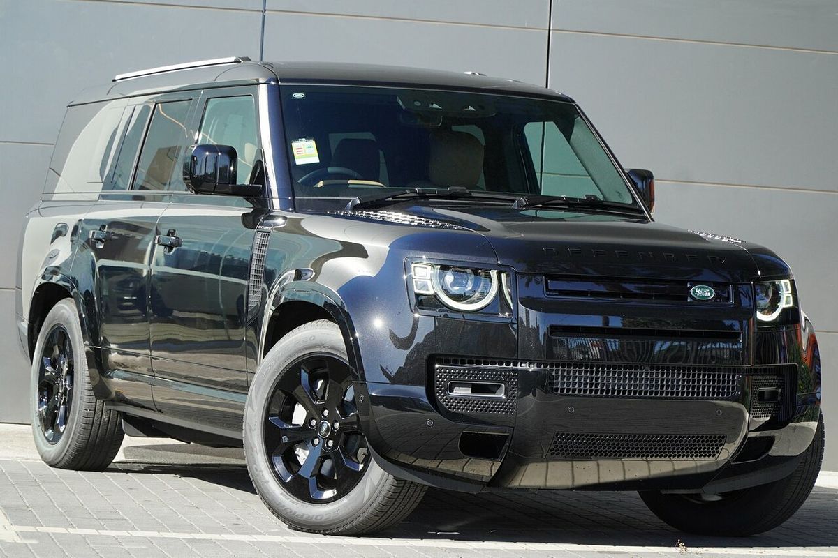 2025 Land Rover Defender 130 D350 X-Dynamic SE L663
