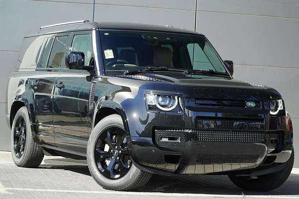 2025 Land Rover Defender 130 D350 X-Dynamic SE L663