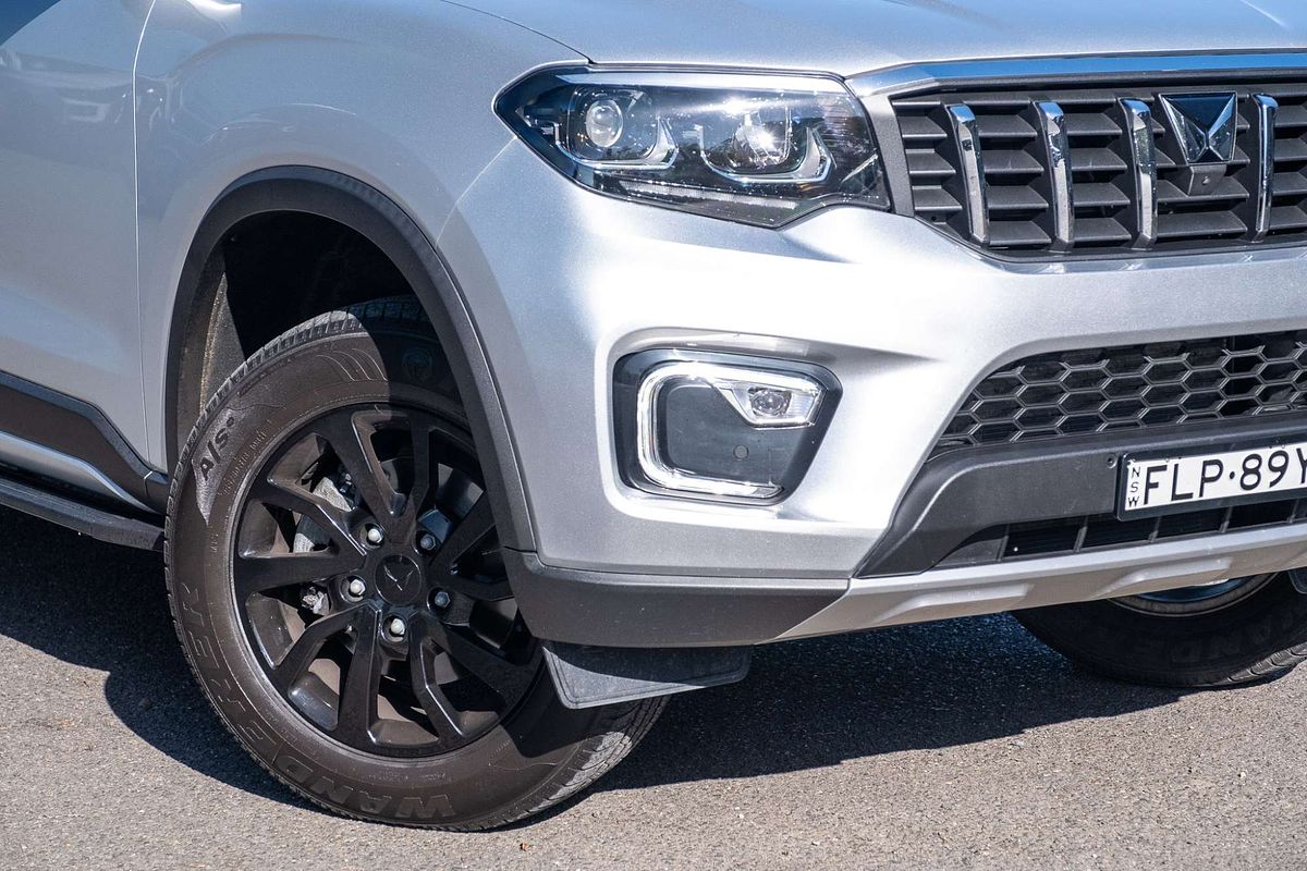 2023 Mahindra Scorpio Z8L