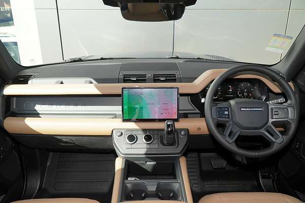2025 Land Rover Defender 130 D350 X-Dynamic SE L663