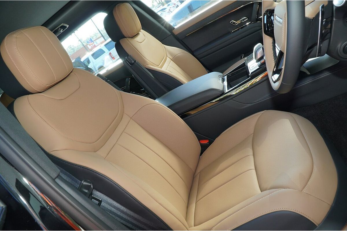 2025 Land Rover Range Rover Sport D250 Dynamic SE L461