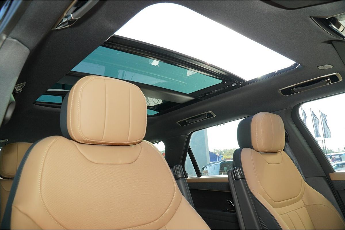 2025 Land Rover Range Rover Sport D250 Dynamic SE L461