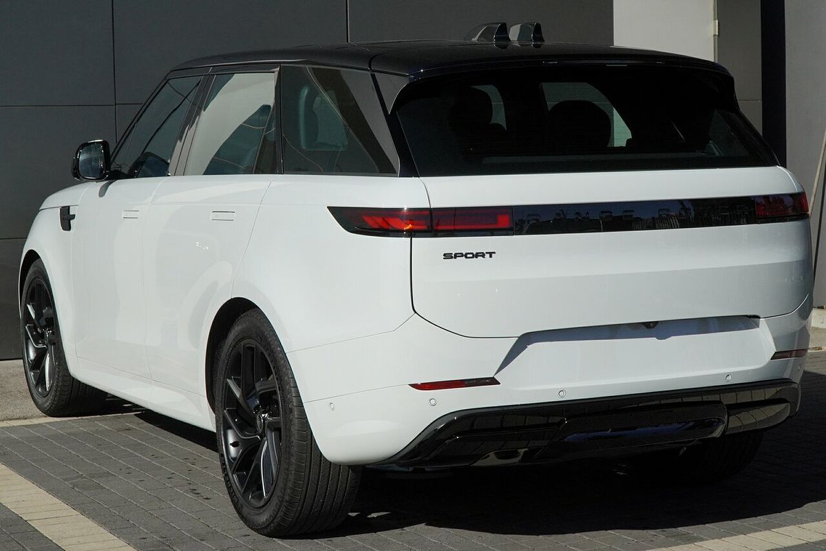2025 Land Rover Range Rover Sport D250 Dynamic SE L461