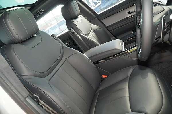 2025 Land Rover Range Rover Sport D250 Dynamic SE L461