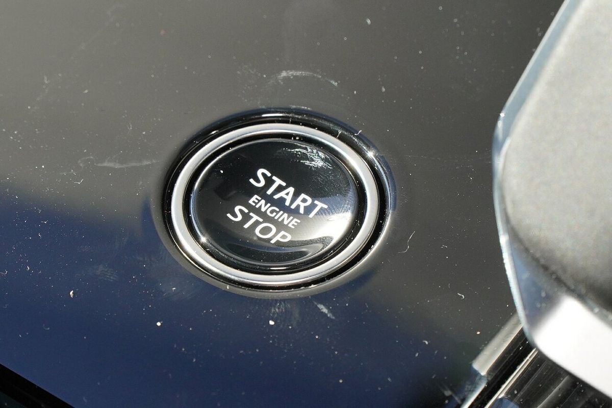2025 Land Rover Range Rover Sport D250 Dynamic SE L461