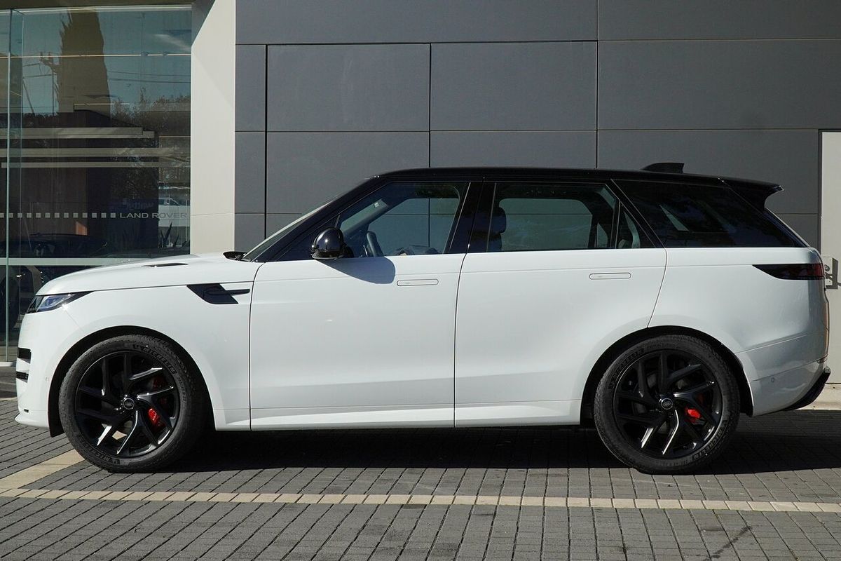 2025 Land Rover Range Rover Sport D250 Dynamic SE L461