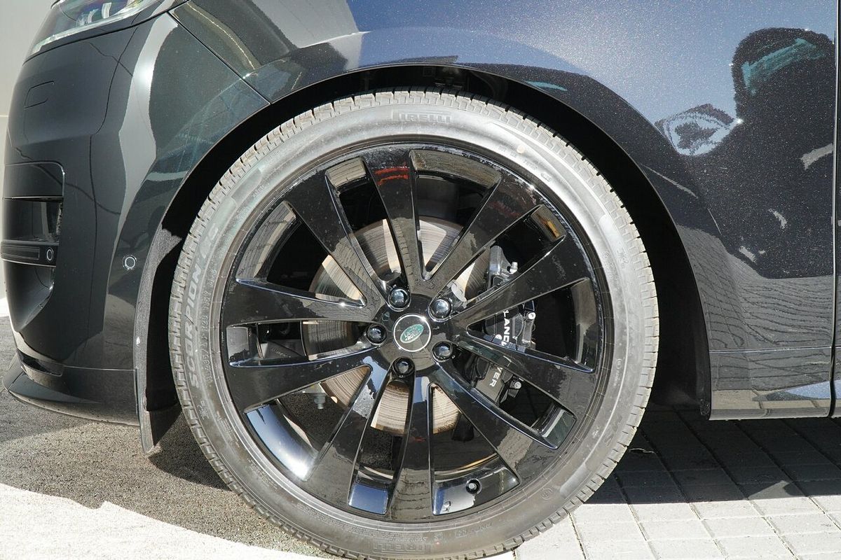 2025 Land Rover Range Rover Sport P400 Dynamic SE L461
