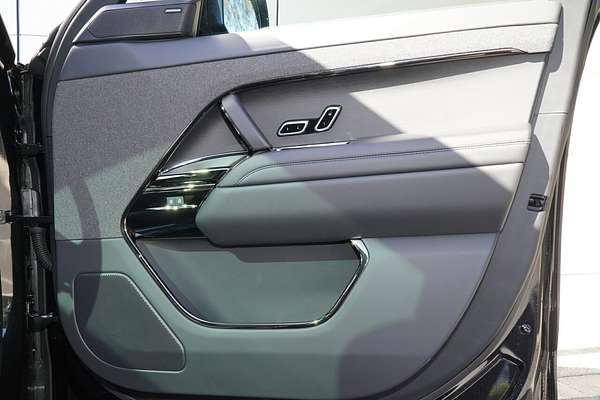 2025 Land Rover Range Rover Sport P400 Dynamic SE L461