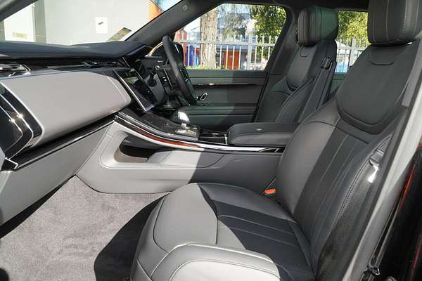 2025 Land Rover Range Rover Sport P400 Dynamic SE L461
