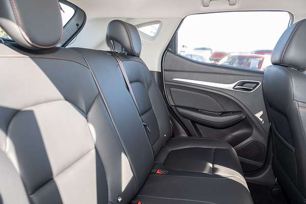 2023 MG ZST Excite