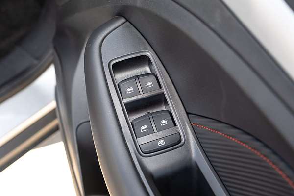 2023 MG ZST Excite