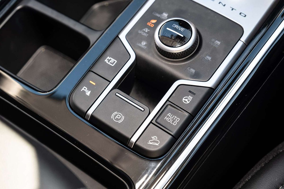 2022 Kia Sorento GT-Line MQ4