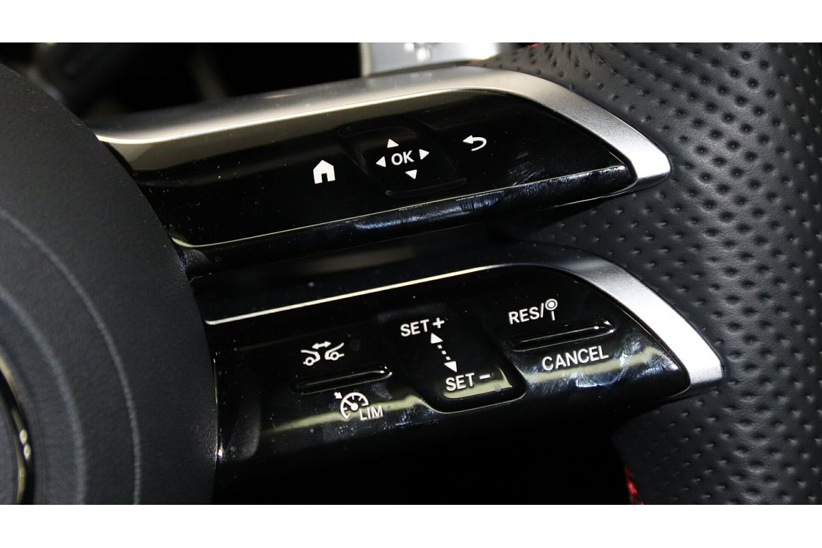 2025 Mercedes-Benz GLA-Class GLA200 H247