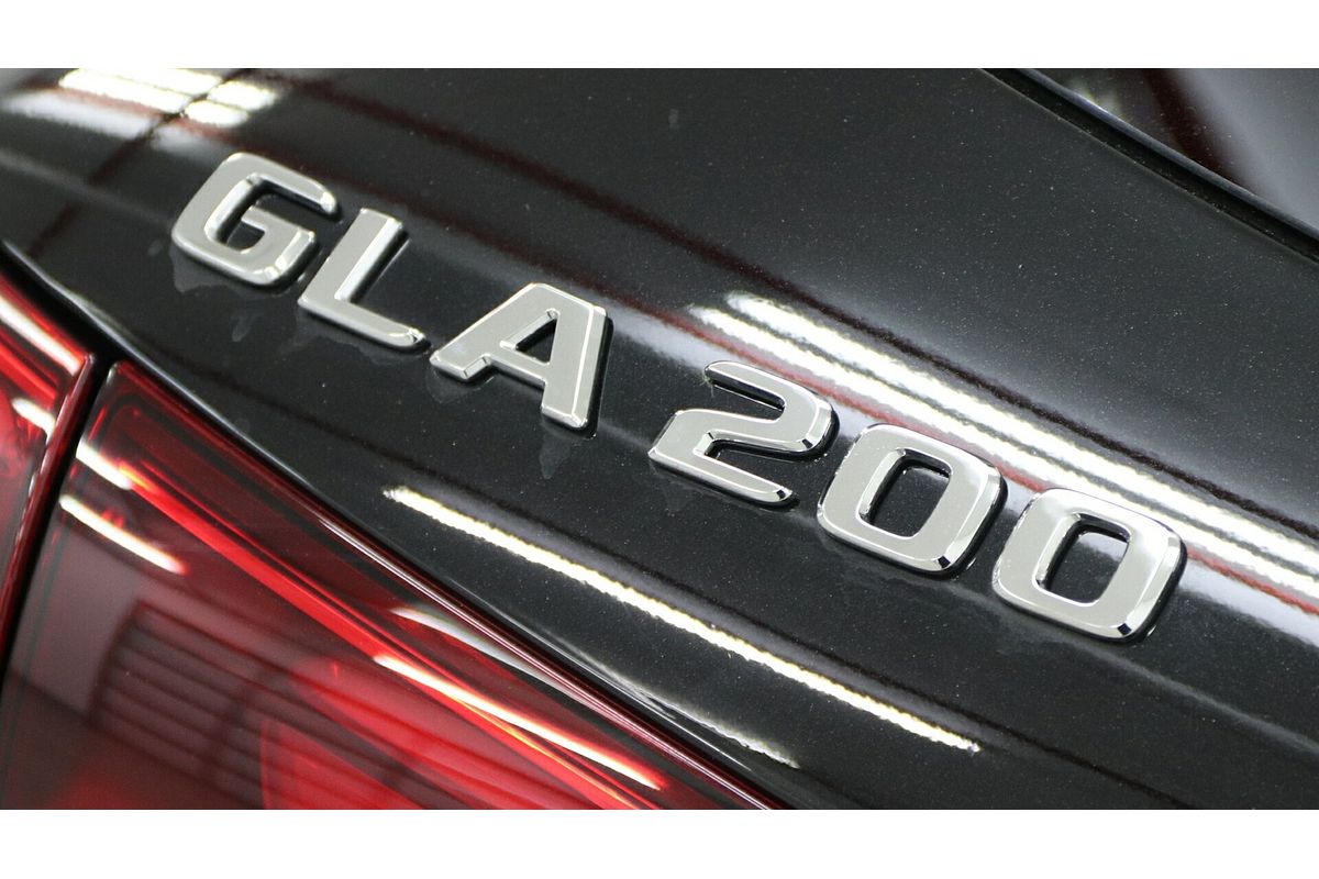 2025 Mercedes-Benz GLA-Class GLA200 H247