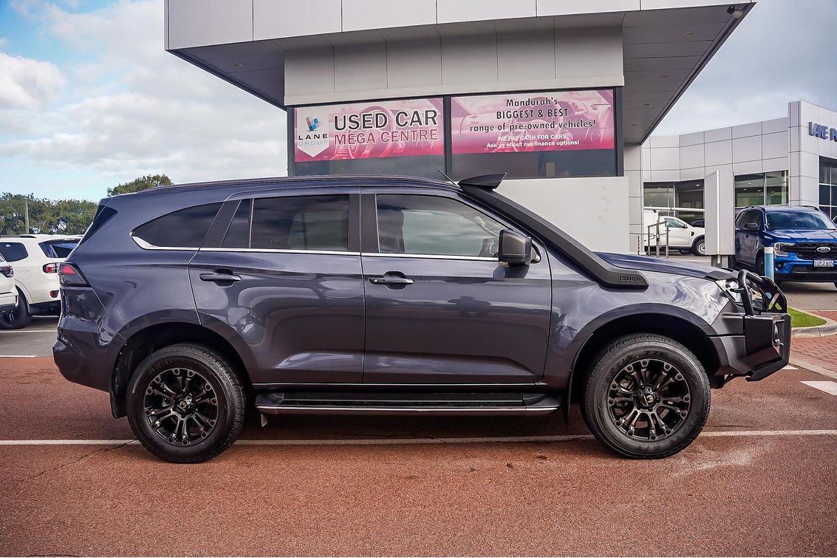 2023 Isuzu MU-X LS-T