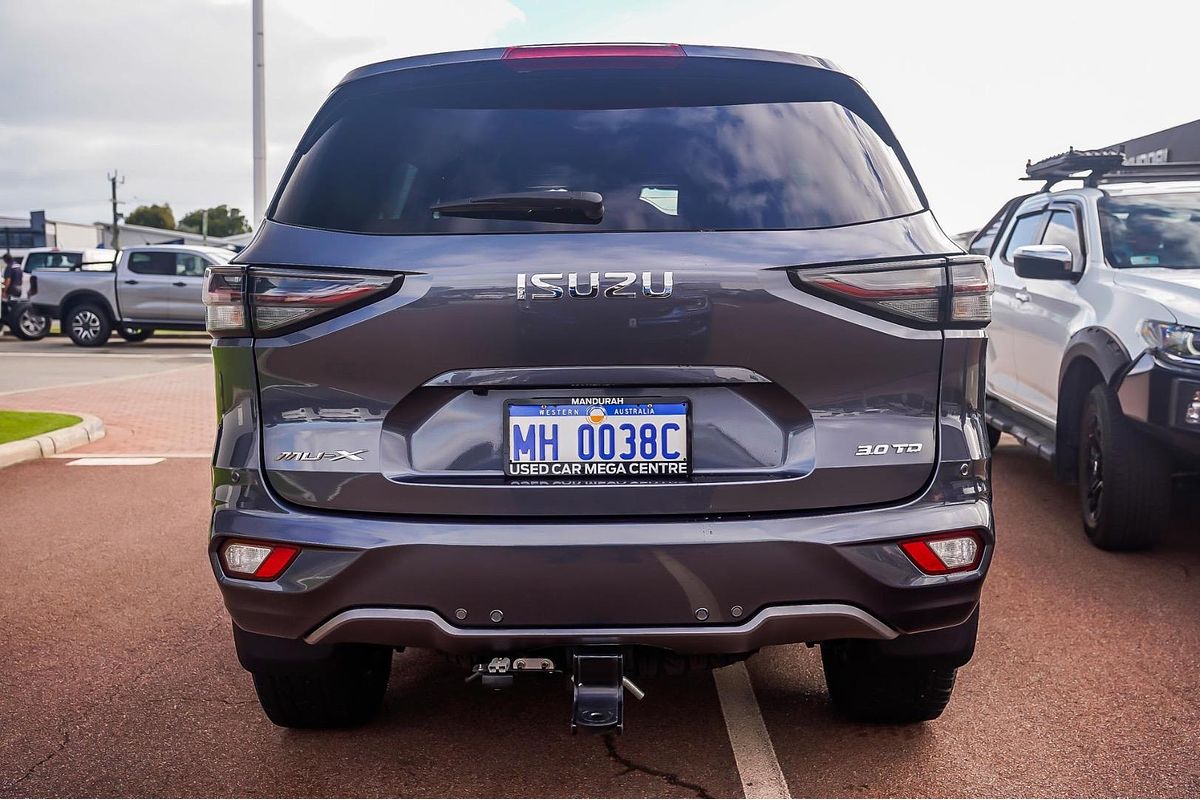 2023 Isuzu MU-X LS-T
