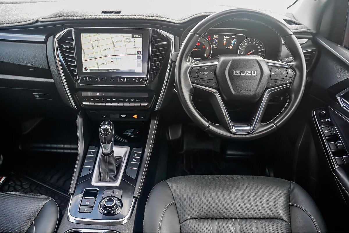 2023 Isuzu MU-X LS-T