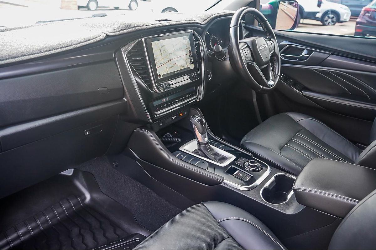 2023 Isuzu MU-X LS-T