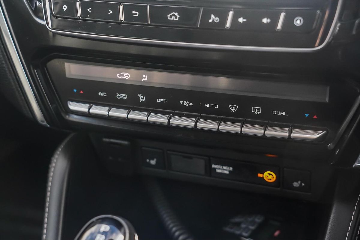 2023 Isuzu MU-X LS-T