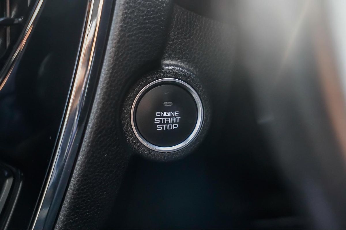 2023 Isuzu MU-X LS-T