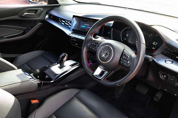 2024 MG MG5 Essence