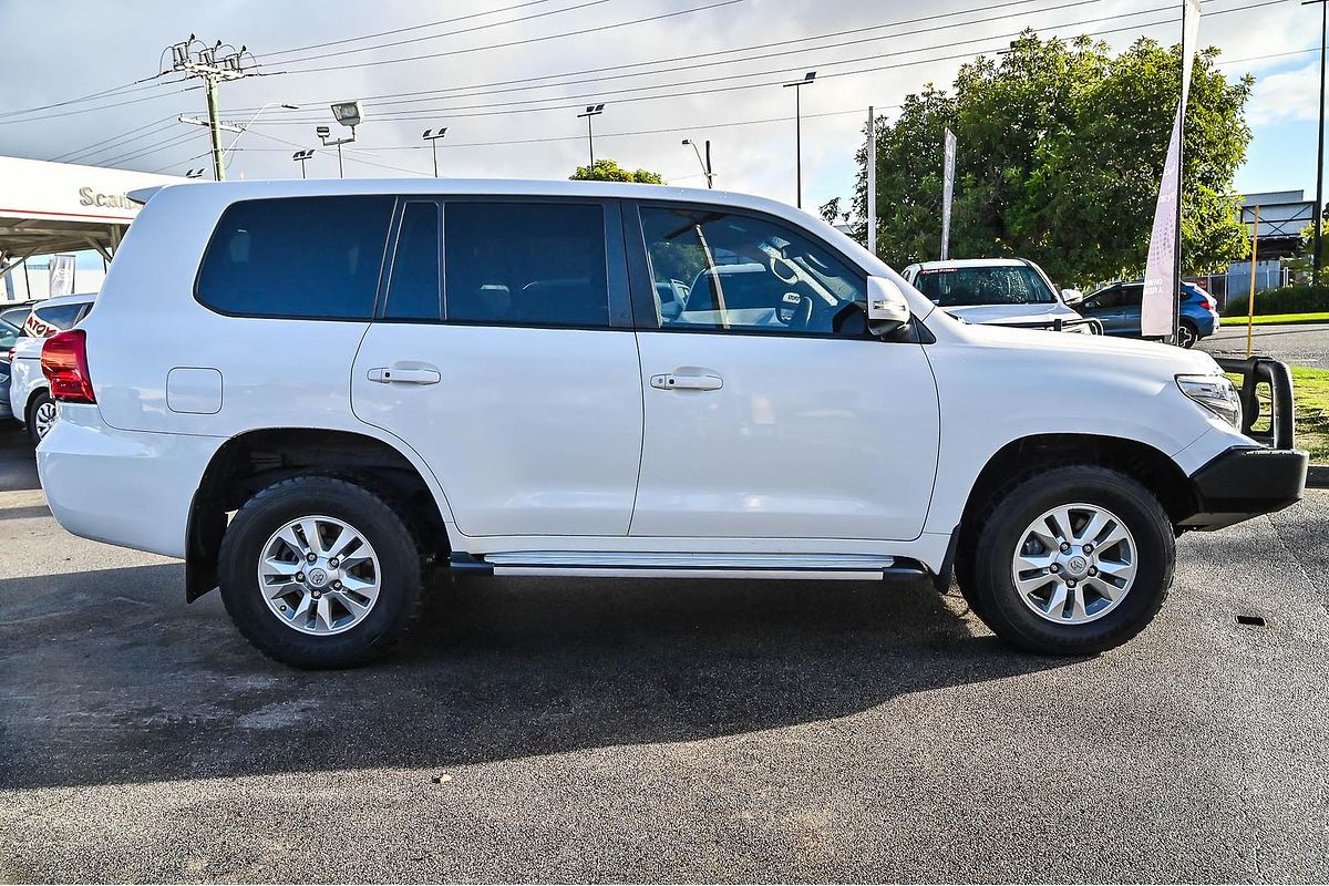 2015 Toyota Landcruiser GXL VDJ200R
