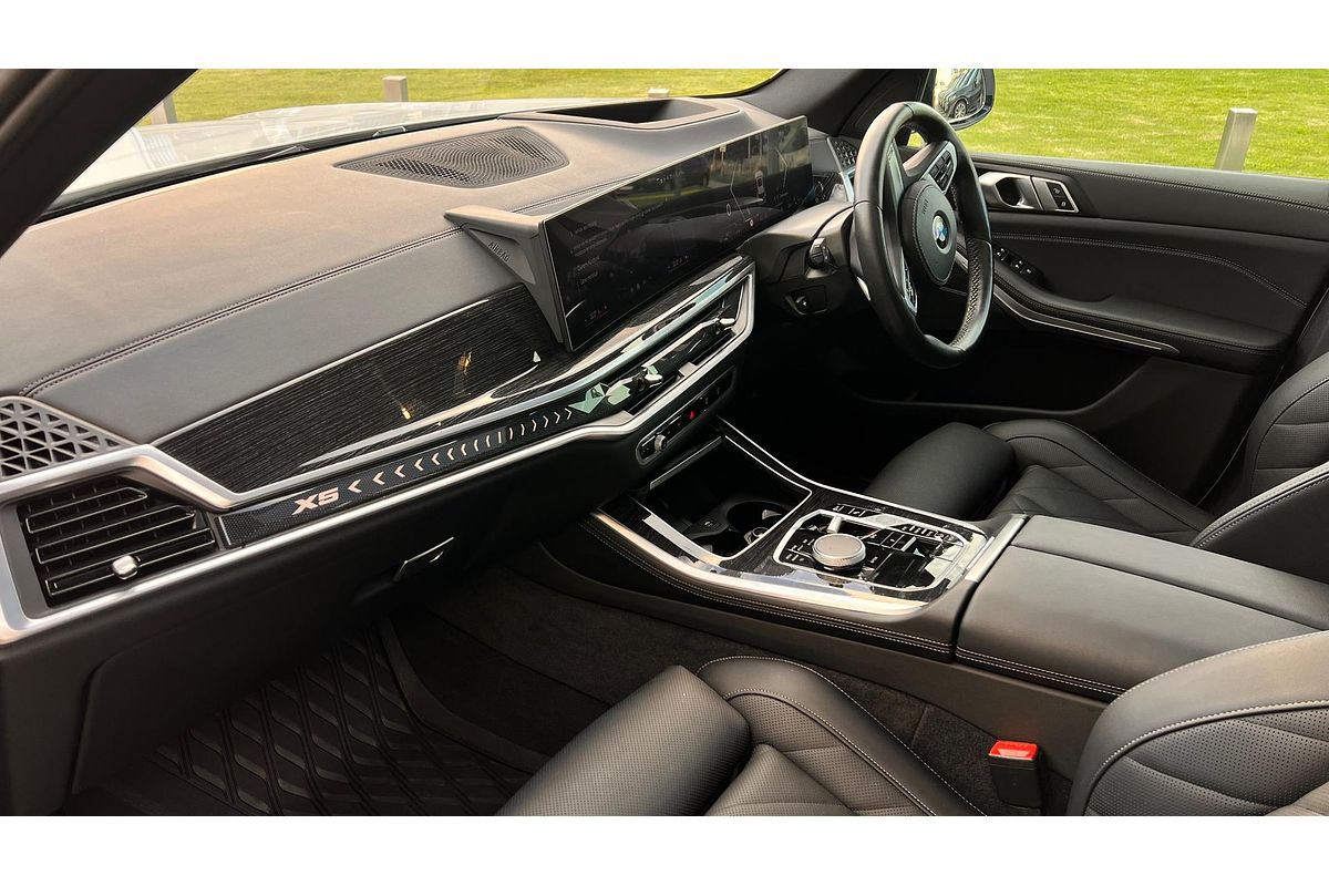 2023 BMW X5 xDrive30d M Sport G05
