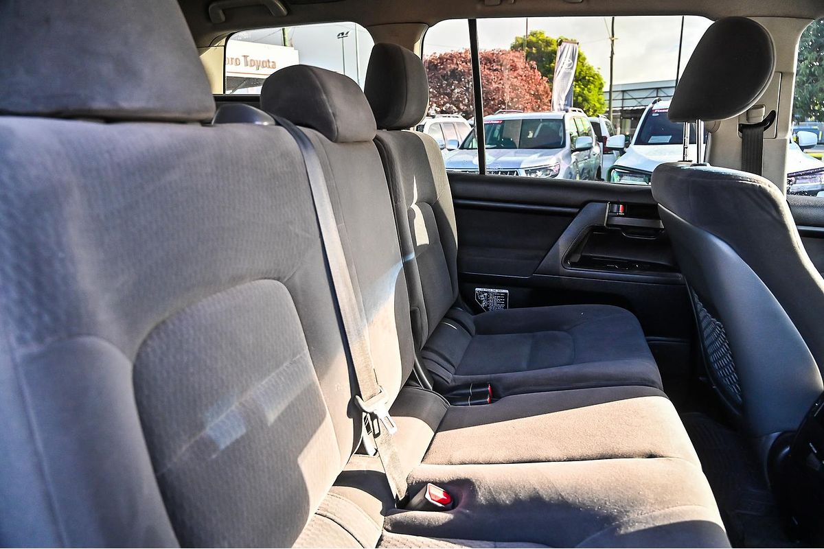 2015 Toyota Landcruiser GXL VDJ200R