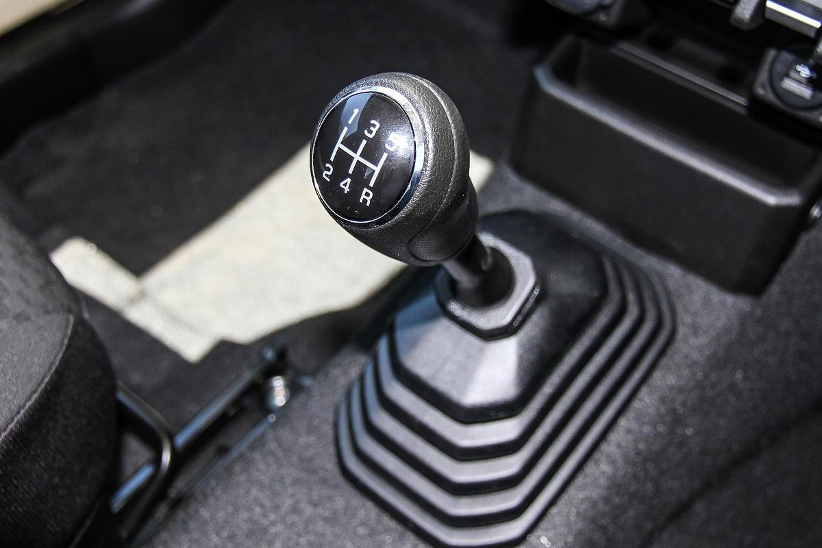 2024 Suzuki Jimny GLX GJ