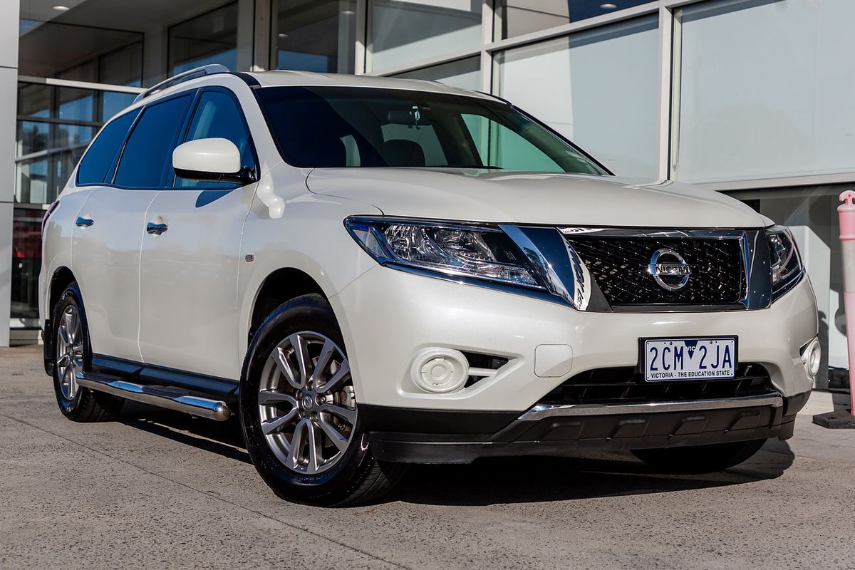2015 Nissan Pathfinder ST R52