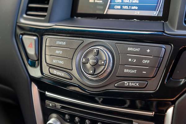 2015 Nissan Pathfinder ST R52