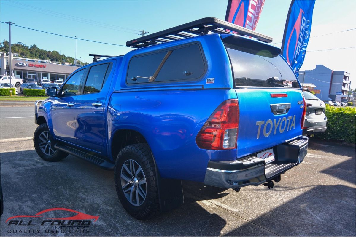 2015 Toyota HILUX SR5 (4x4) GUN126R 4X4