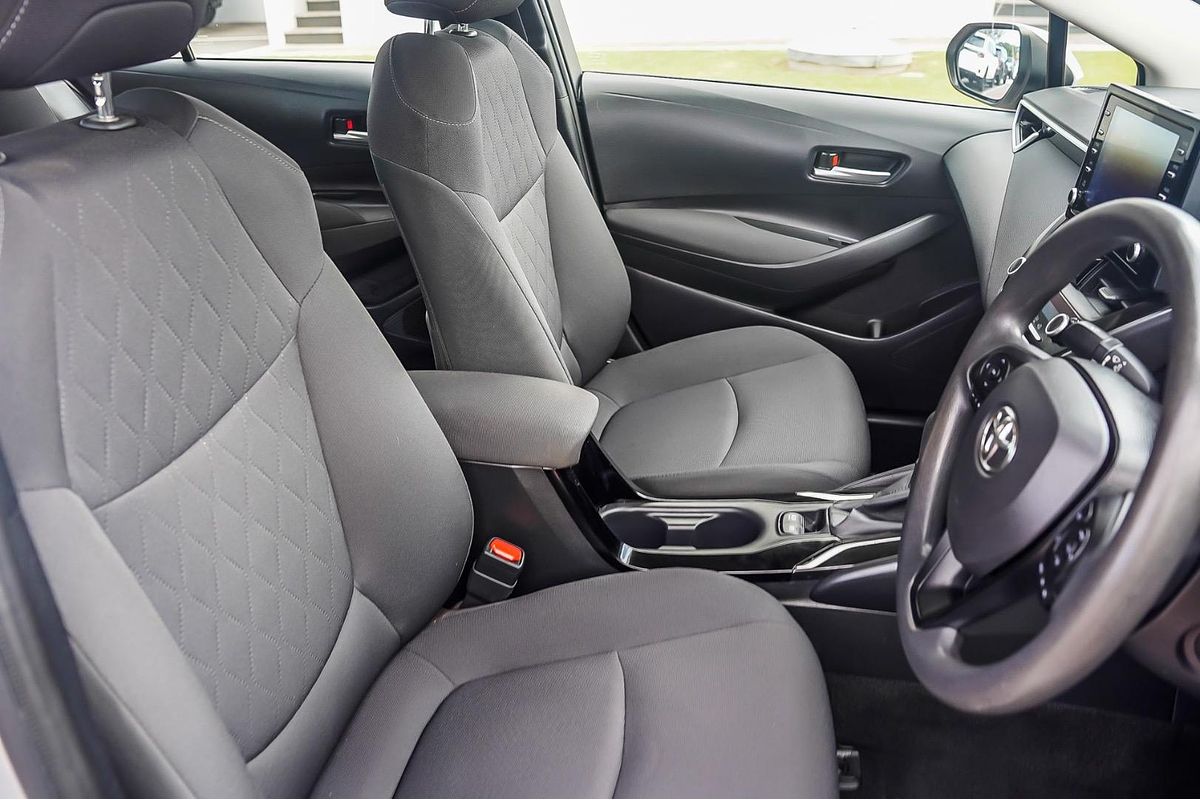 2020 Toyota Corolla Ascent Sport MZEA12R